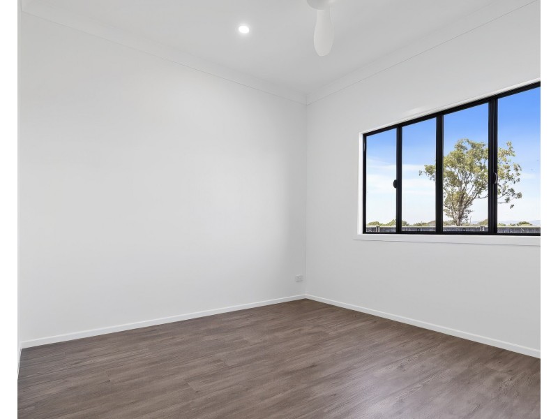 24 Emerald End Road, Mareeba QLD 4880