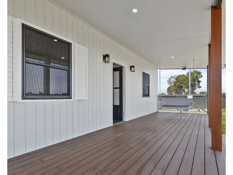 24 Emerald End Road, Mareeba QLD 4880