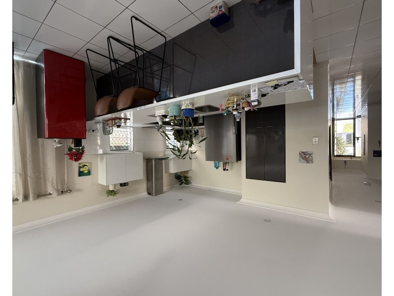 13 Mirrabook Avenue, Mareeba QLD 4880