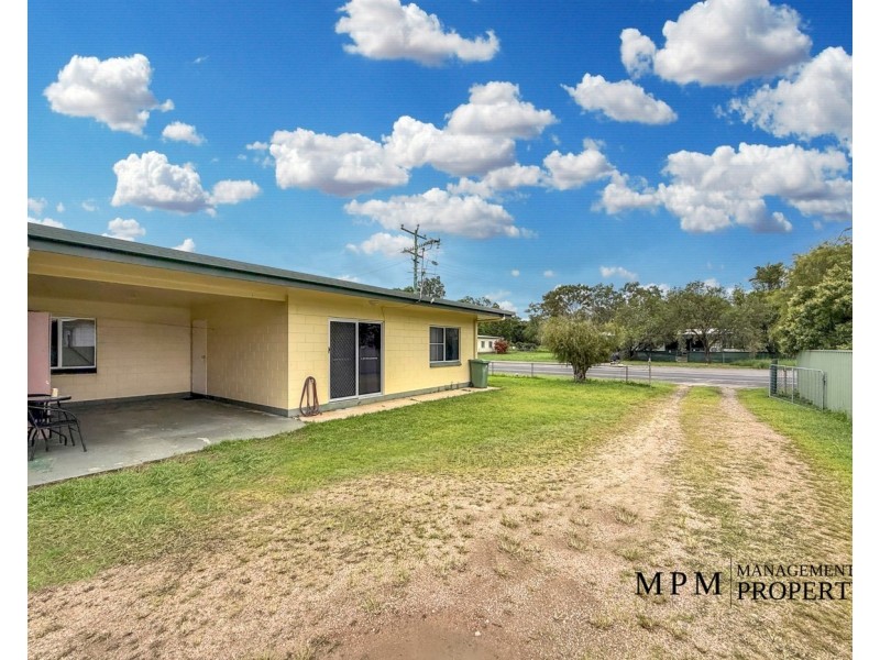 1 & 2/73 Vaughan Street, Mareeba QLD 4880