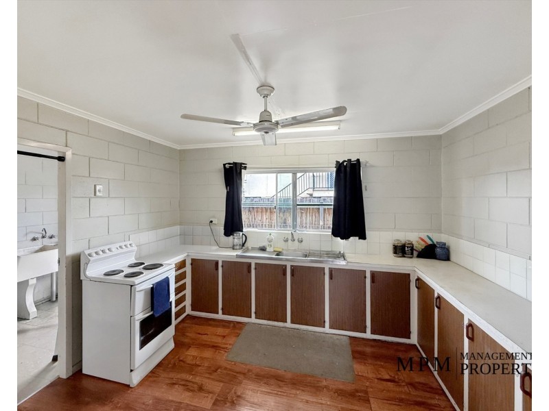 1 & 2/73 Vaughan Street, Mareeba QLD 4880