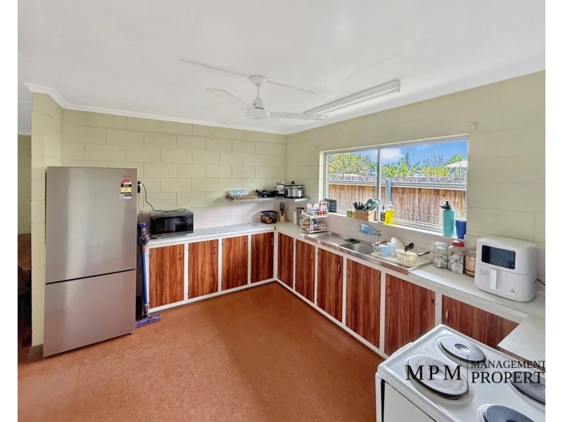 1 & 2/73 Vaughan Street, Mareeba QLD 4880