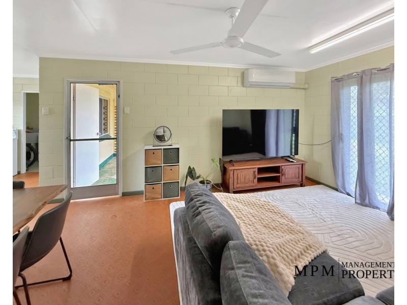 1 & 2/73 Vaughan Street, Mareeba QLD 4880