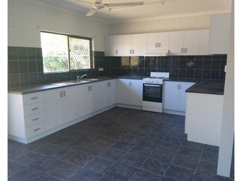70 Kenneally Road, Mareeba QLD 4880