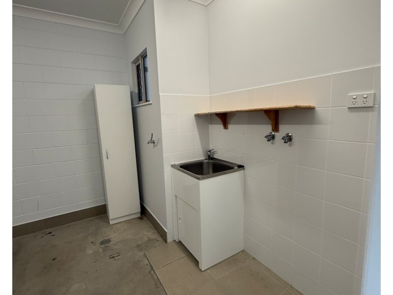 2/113-115 Walsh Street, Mareeba QLD 4880