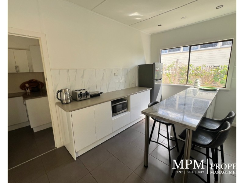 65 Mason Street, Mareeba QLD 4880