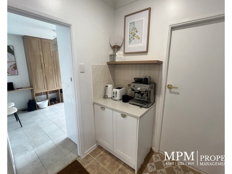 1/223 Walsh Street, Mareeba QLD 4880