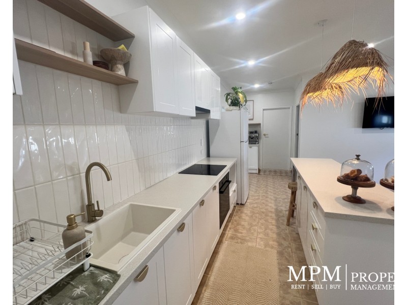 1/223 Walsh Street, Mareeba QLD 4880