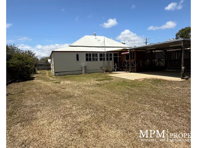 84 Walsh Street, Mareeba QLD 4880