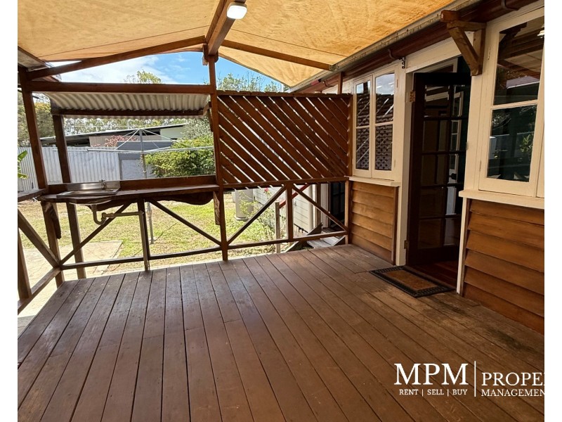 84 Walsh Street, Mareeba QLD 4880