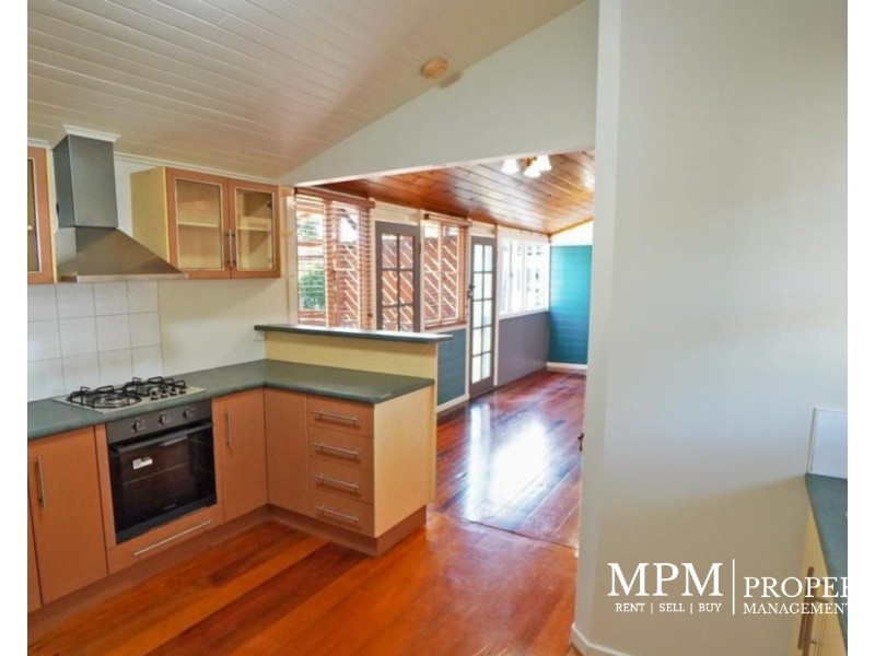 84 Walsh Street, Mareeba QLD 4880