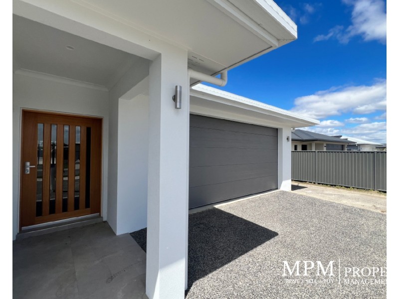 24 Moondani Avenue, Mareeba QLD 4880