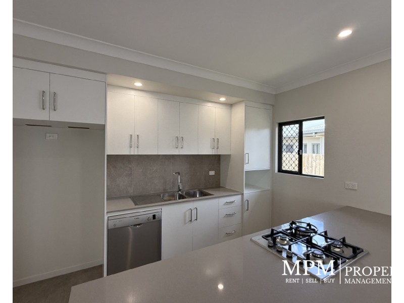 27 Summer Street, Mareeba QLD 4880