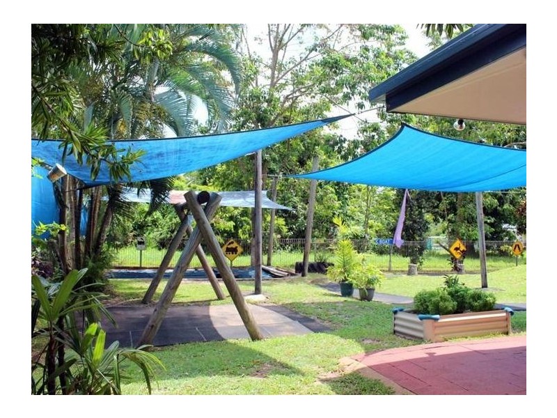16 Seaview Street, Mission Beach QLD 4852