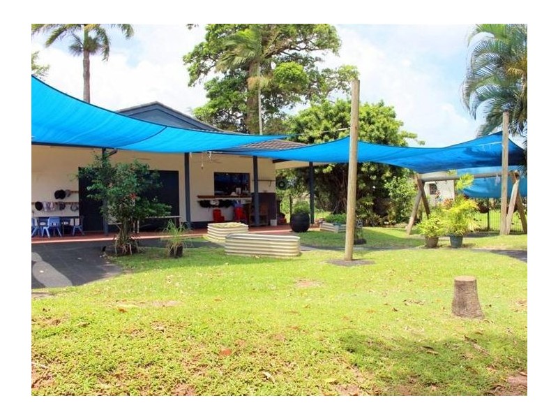 16 Seaview Street, Mission Beach QLD 4852