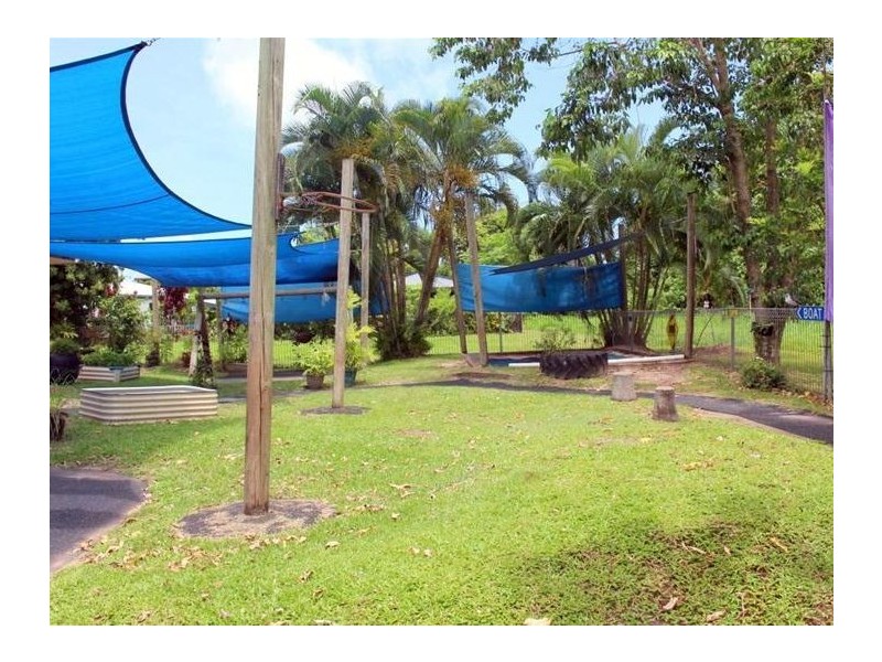 16 Seaview Street, Mission Beach QLD 4852