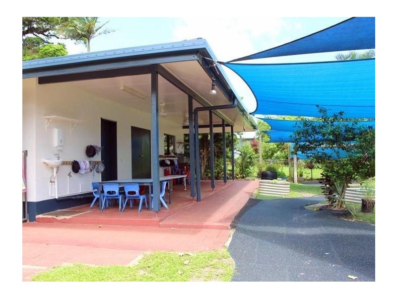 16 Seaview Street, Mission Beach QLD 4852
