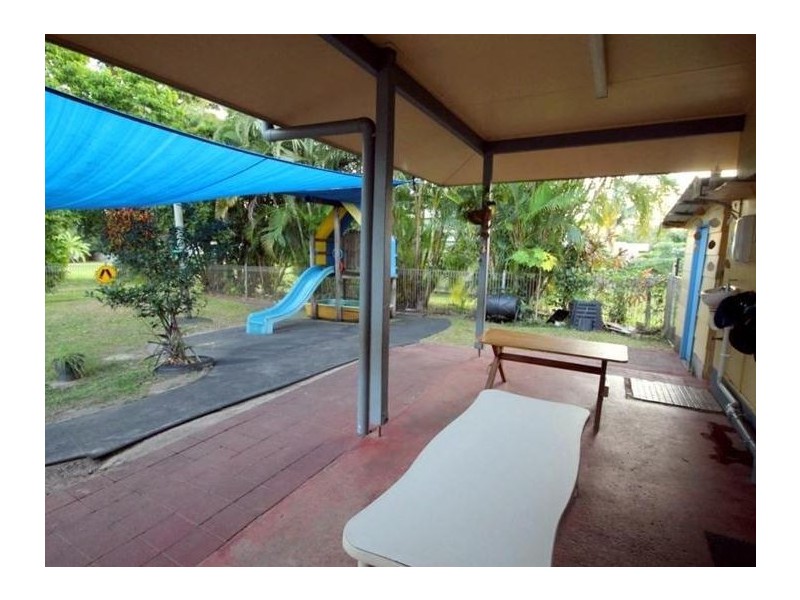 16 Seaview Street, Mission Beach QLD 4852