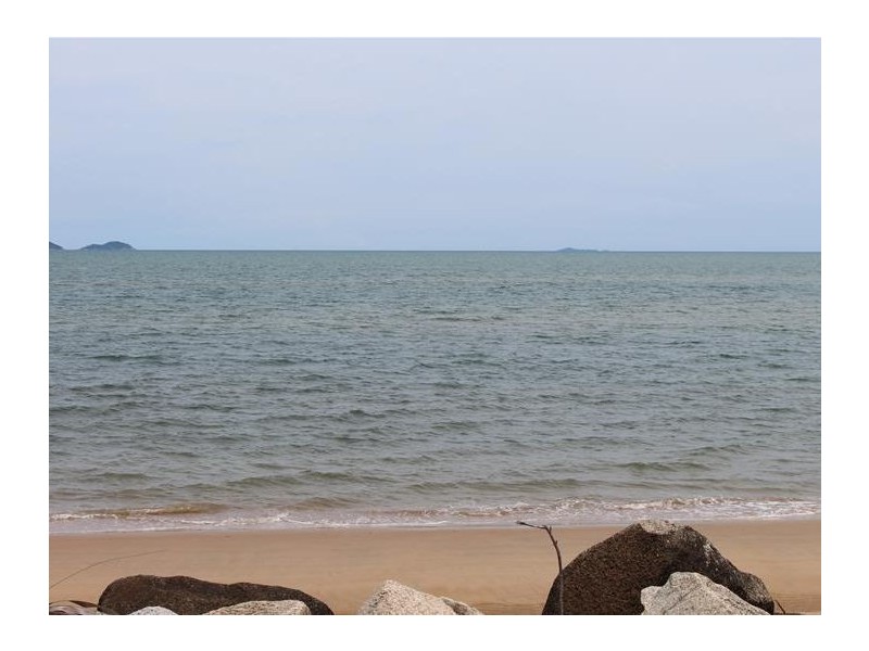 909/24 Taylor Street, Tully Heads QLD 4854