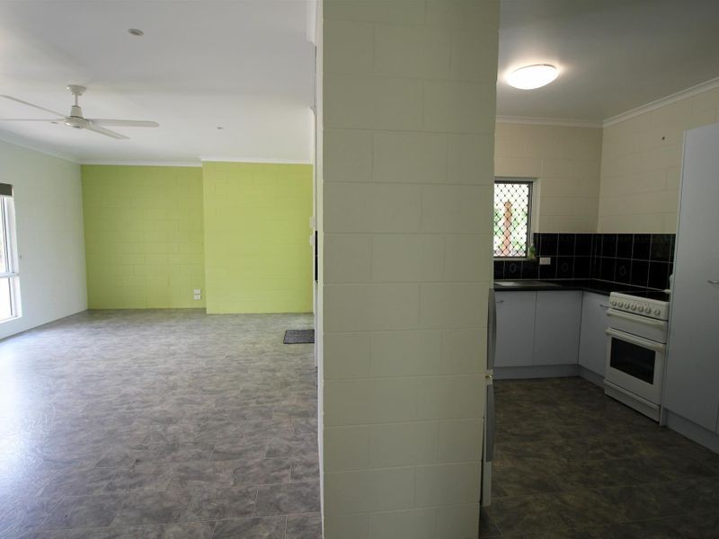 62 Bamber Street, Tully QLD 4854