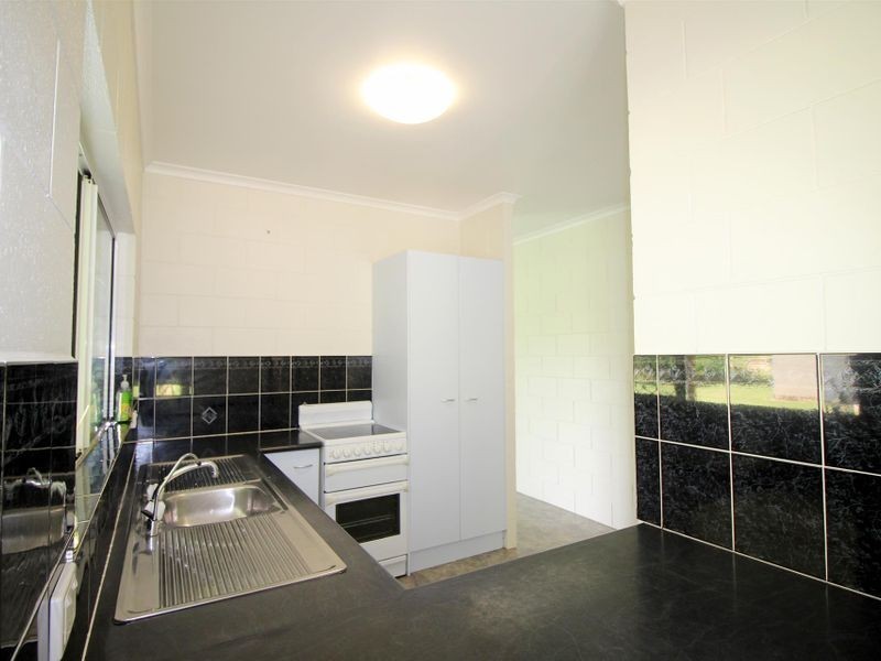 62 Bamber Street, Tully QLD 4854