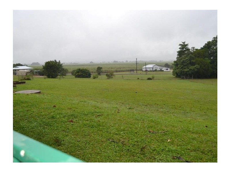 25 Stuart Drive, Feluga QLD 4854