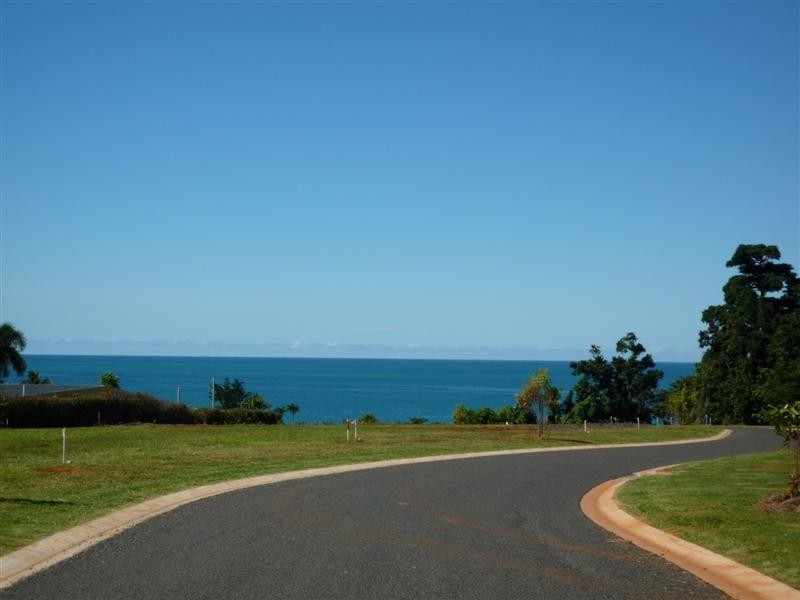 6/11 Unsworth Drive, Mission Beach QLD 4852