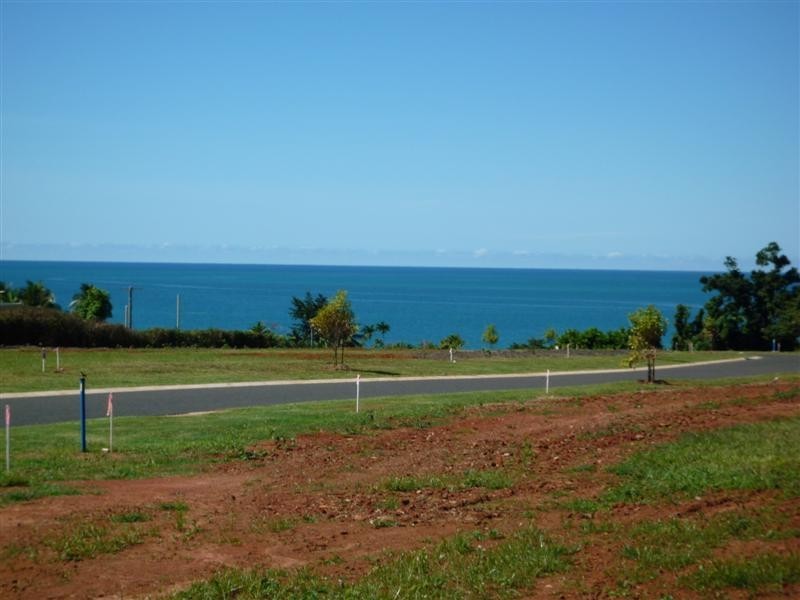 6/11 Unsworth Drive, Mission Beach QLD 4852