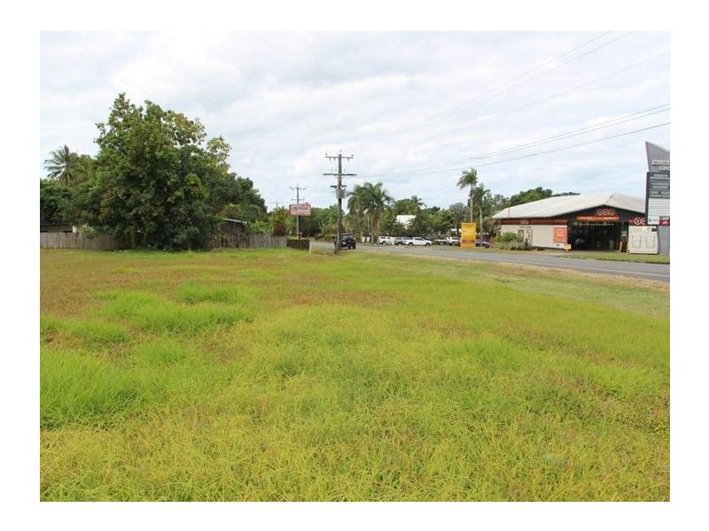 32 Wongaling Beach Road, Wongaling Beach QLD 4852