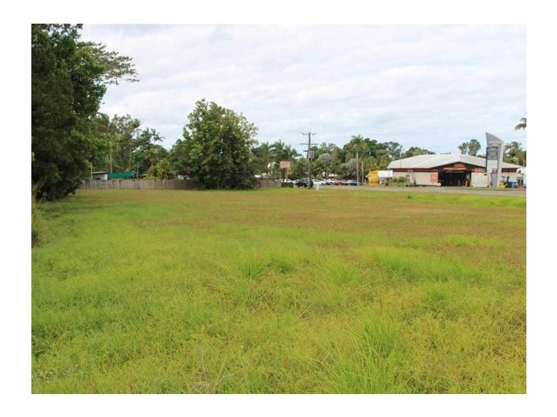 32 Wongaling Beach Road, Wongaling Beach QLD 4852