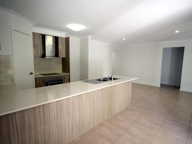 17 Shelly Court, Mission Beach QLD 4852