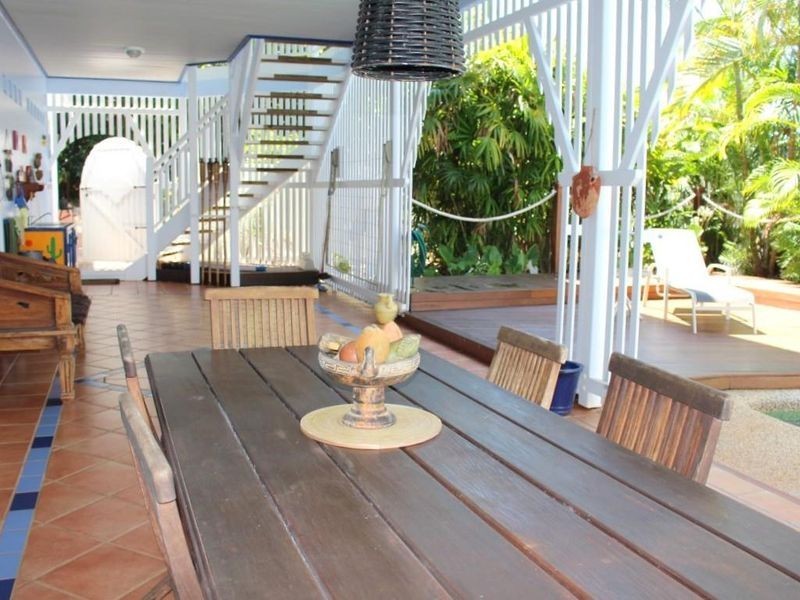 17 Campbell Terrace, South Mission Beach QLD 4852