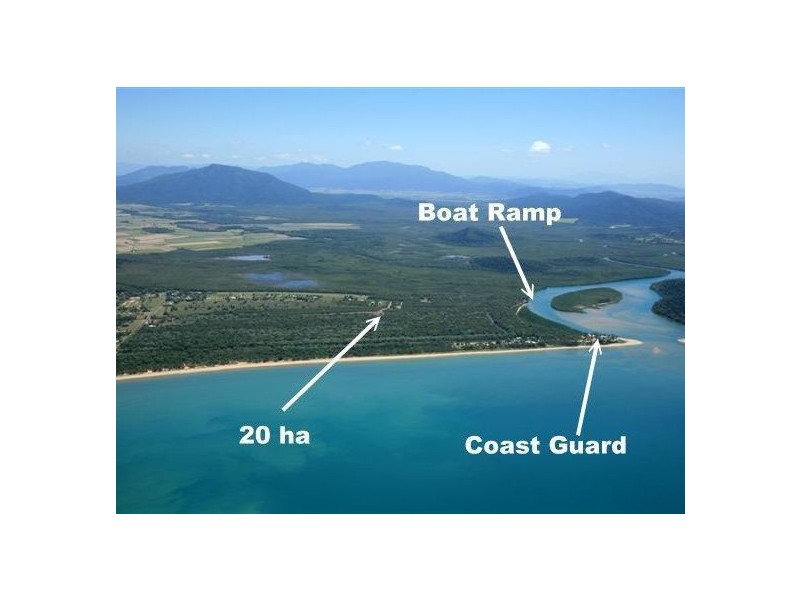 2/2 Tully-Hull Road, Hull Heads QLD 4854