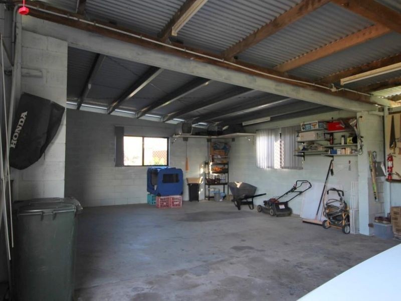 27 Hawthorne Drive, Kurrimine Beach QLD 4871