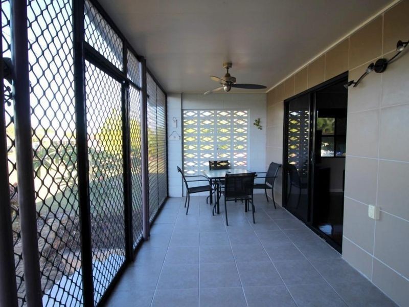 27 Hawthorne Drive, Kurrimine Beach QLD 4871