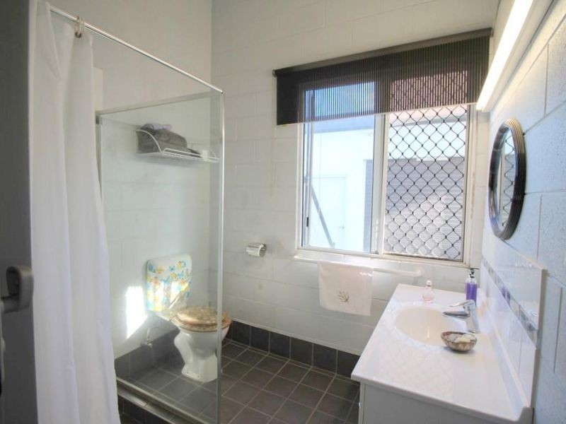 27 Hawthorne Drive, Kurrimine Beach QLD 4871