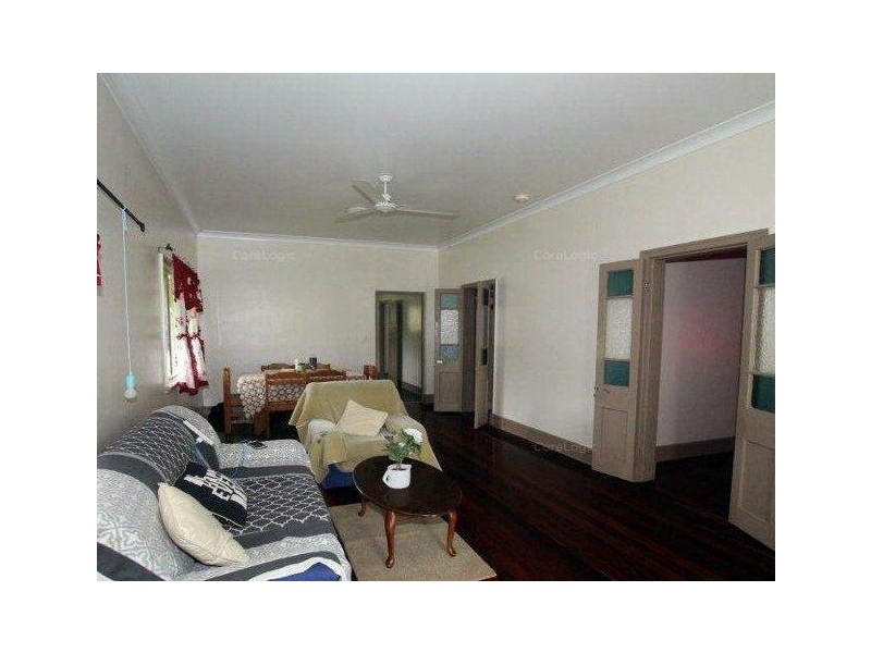 11 Thurles Street, Tully QLD 4854