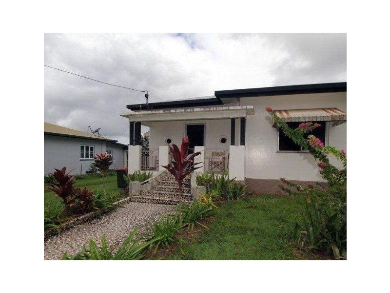 11 Thurles Street, Tully QLD 4854