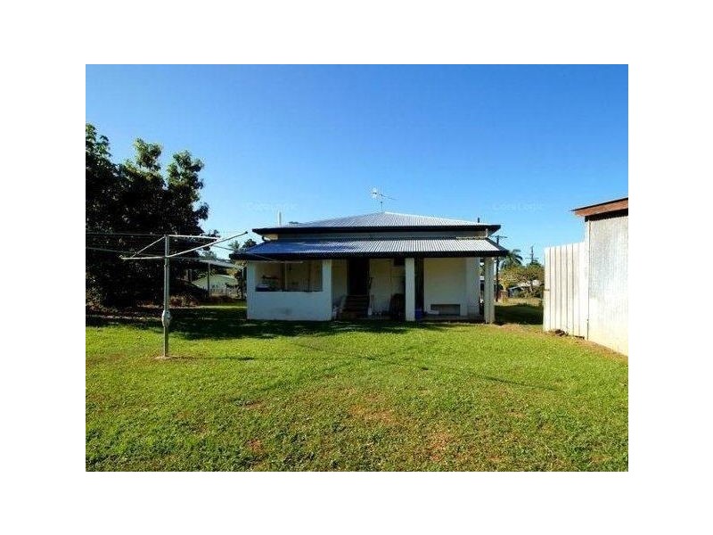 11 Thurles Street, Tully QLD 4854