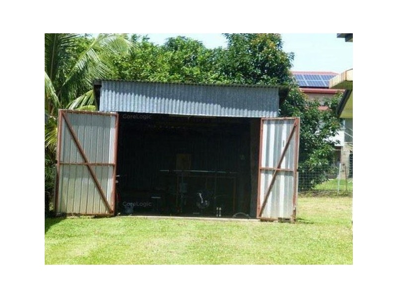 11 Thurles Street, Tully QLD 4854