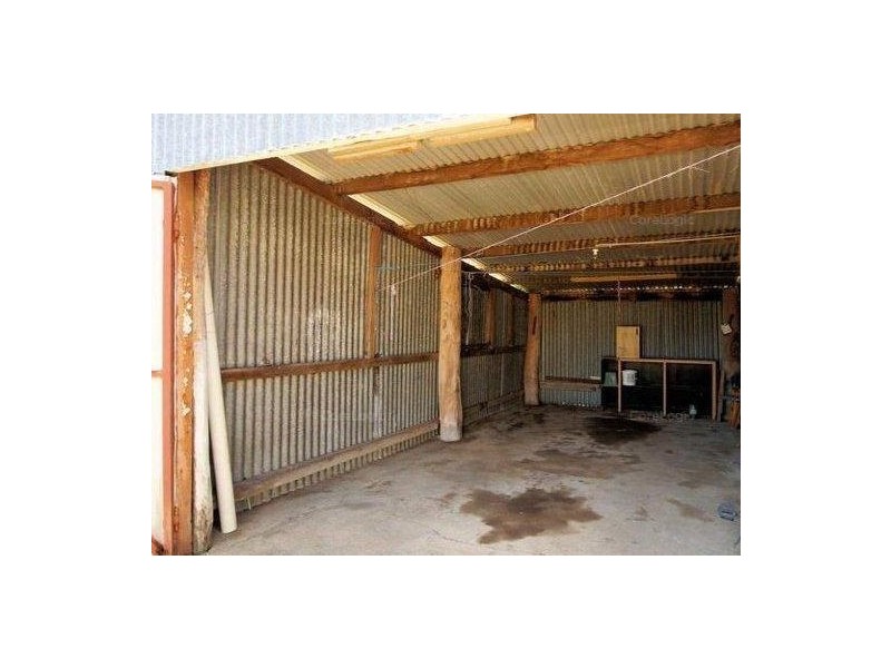 11 Thurles Street, Tully QLD 4854