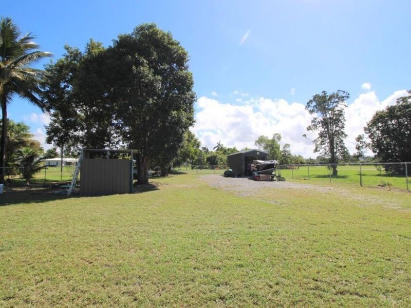 4/Lot 4 Vipiana Drive, Tully Heads QLD 4854