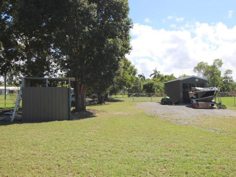 4/Lot 4 Vipiana Drive, Tully Heads QLD 4854