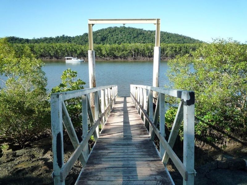 4/Lot 4 Vipiana Drive, Tully Heads QLD 4854