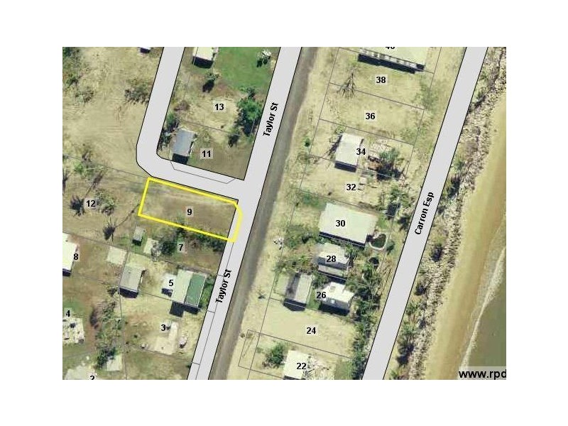 35/9 Taylor Street, Tully Heads QLD 4854