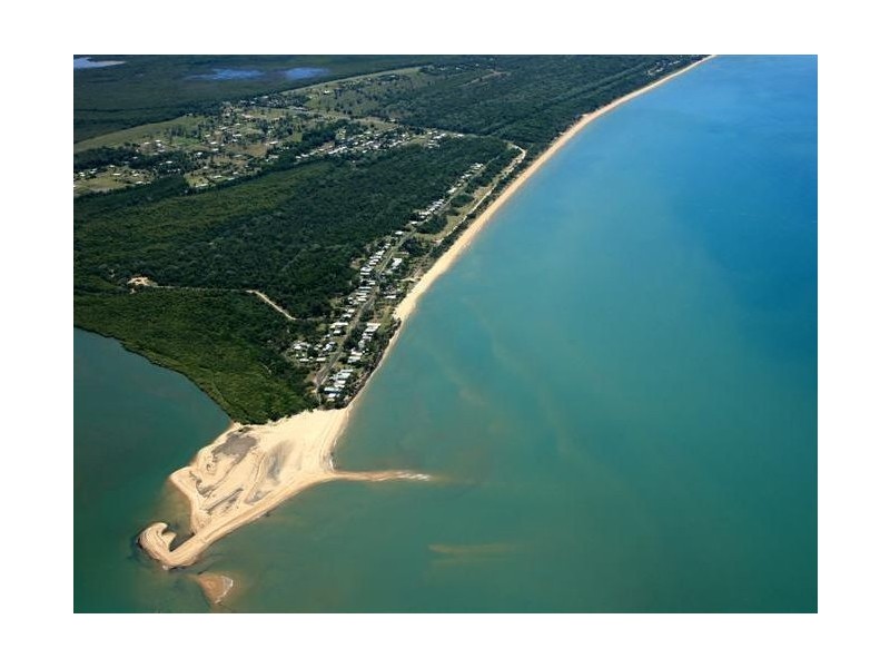 35/9 Taylor Street, Tully Heads QLD 4854