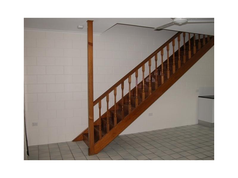 1 – 3/117  Taylor Street Tully heads, Tully Heads QLD 4854