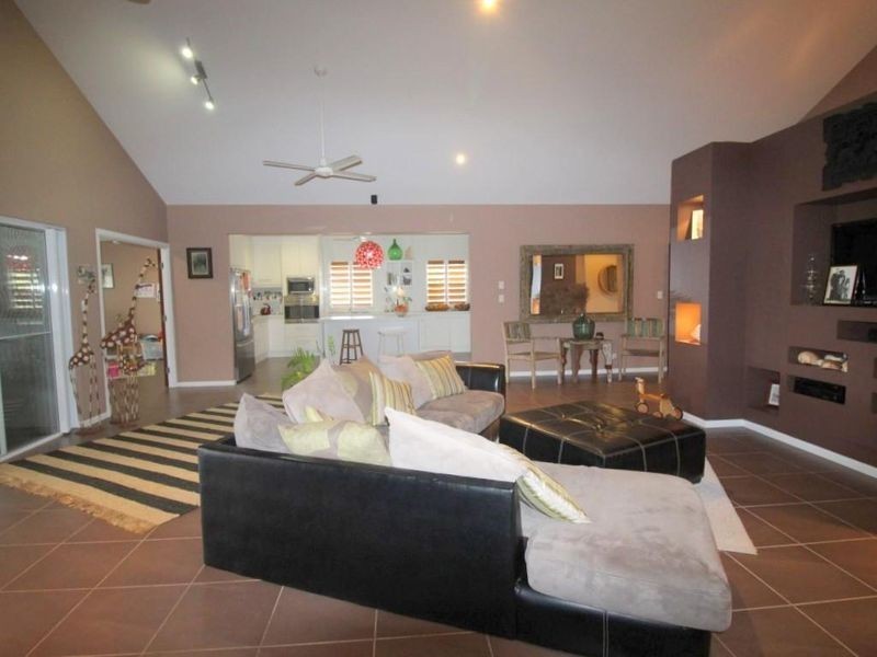 22 Mariner Drive, South Mission Beach QLD 4852