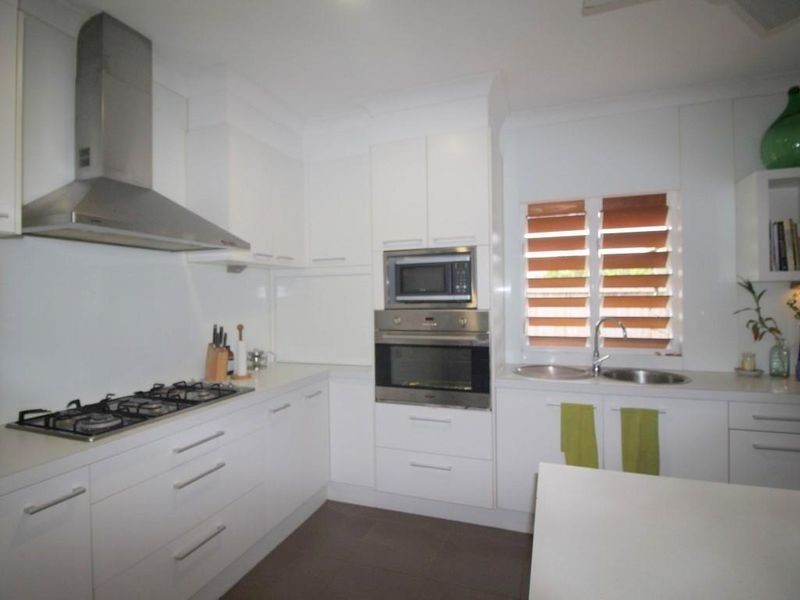 22 Mariner Drive, South Mission Beach QLD 4852