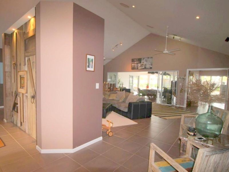 22 Mariner Drive, South Mission Beach QLD 4852